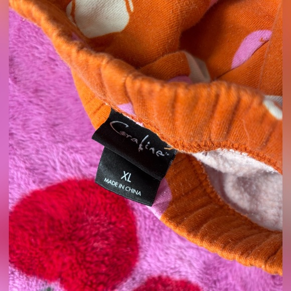 Hot Topic- Coraline Sweatpants - Picture 7 of 7